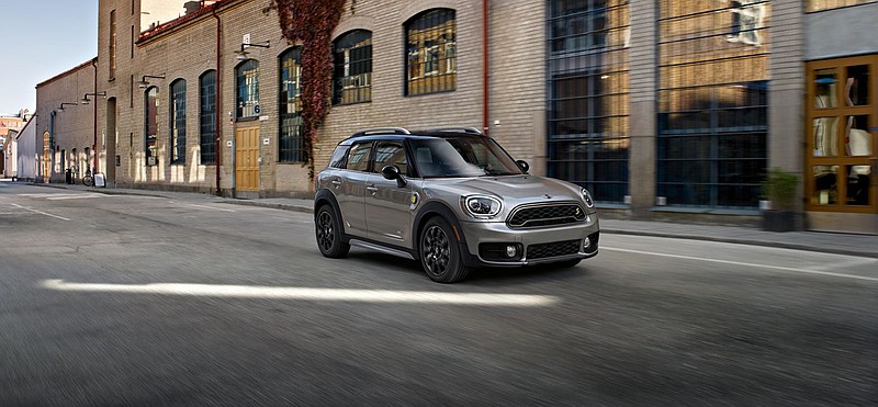 2018 Mini Cooper SE Countryman All4 plug-in hybrid (Mini Cooper) 