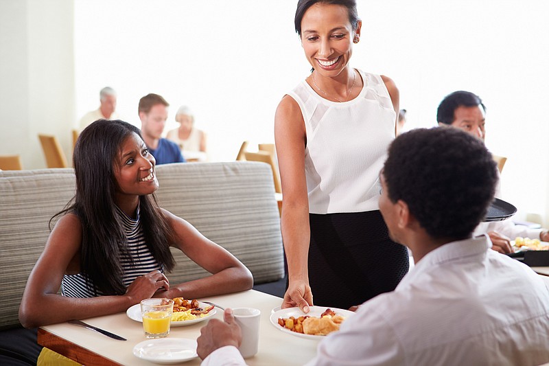 Restaurant staffers see a lot of couples on dates, and they know a thing or two about relationship cues. (Dreamstime) 