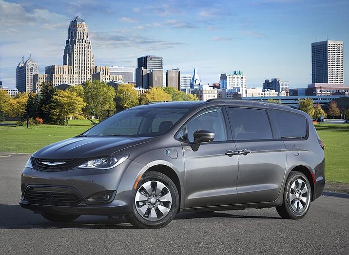 The 2018 Chrysler Pacifica Hybrid with the Hybrid Special Appearance Package is shown. (Chrysler)