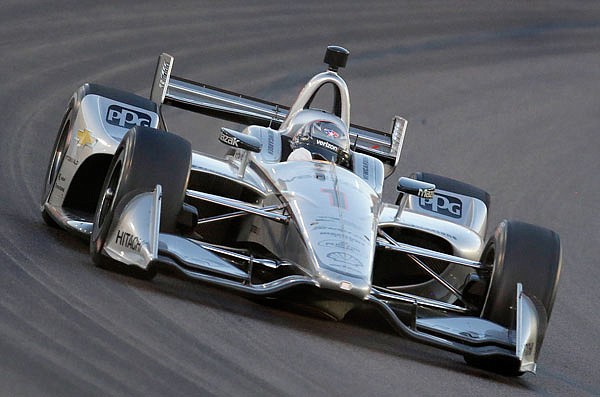 Josef Newgarden drives during the IndyCar race Saturday at Phoenix International Raceway in Avondale, Ariz.