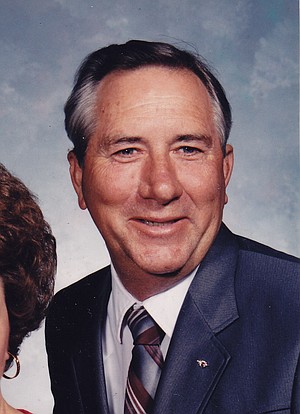 Photo of A. M.  "Rip"  Benefield, Jr.