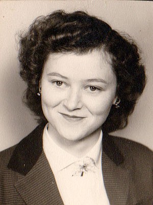 Photo of LILLIAN  POGUE