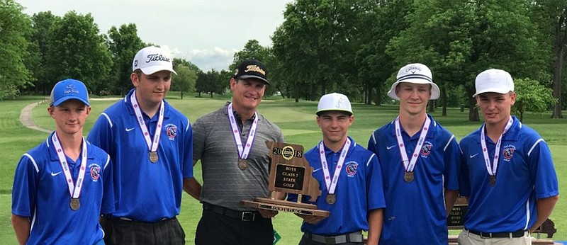 Pintos finish fourth at state in golf | California Democrat