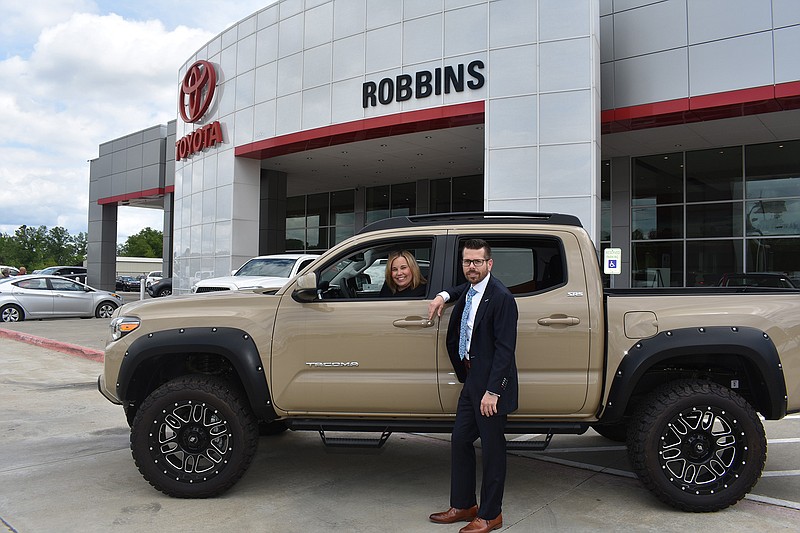 Robbins Toyota creates digital sales department