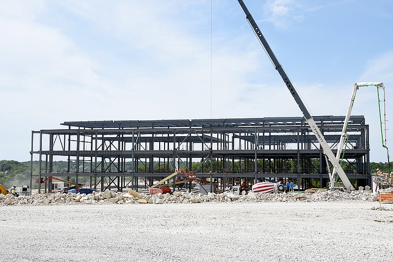 Emil Lippe/News Tribune
Construction crews continued to make progress on Capitol City High School close to Mission Drive on Wednesday, July 25, 2018.