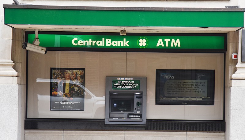 Central Bank's main location on Madison Street in Jefferson City, Missouri.