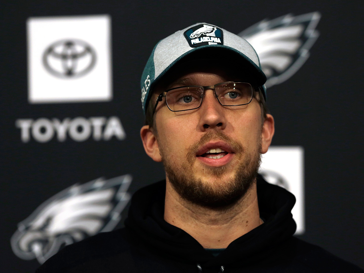 Philadelphia Eagles: The Foles vs. Wentz argument has to stop