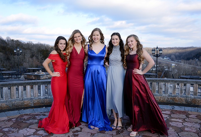 Sally Ince/ News Tribune
From left, Lauren Tuck, Morgan Jordan, Winter Sports queen Greta Haarmann, Alannah Brown and Natalie Wiens stand as the 2019 Winter Sport Girls Court Wednesday January 23, 2019 at the Canterbury Hill Winery and Restaurant. 