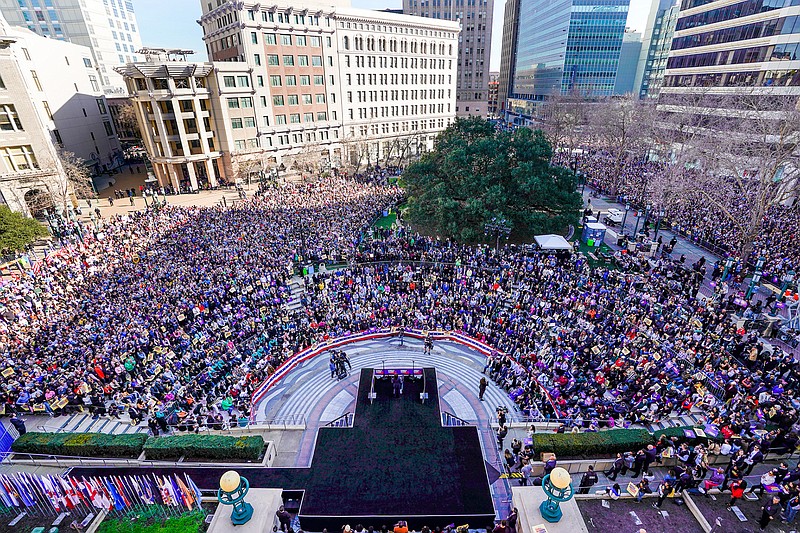 Democratic Sen. Kamala Harris, of California, speaks as she formally launches her presidential campaign at a rally in her hometown of Oakland, Calif., Sunday, Jan. 27, 2019. (AP Photo/Tony Avelar)