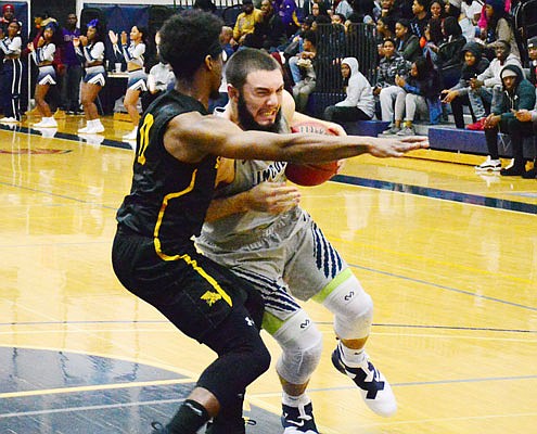 Defense Leads Lincoln Men Past Missouri Western 