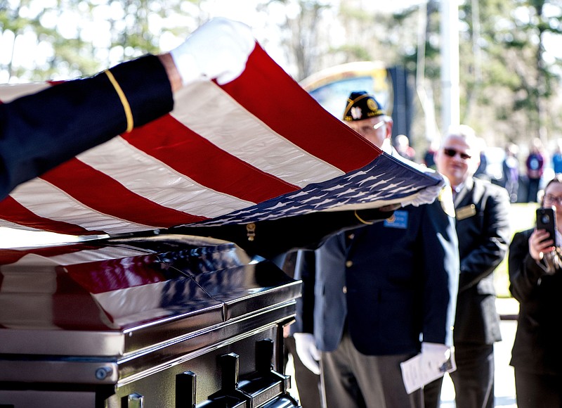 Vietnam vet who died Christmas Eve is finally laid to rest