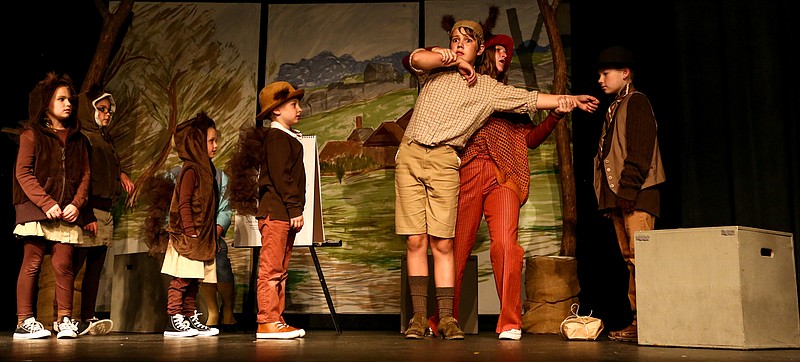 Catch 'Peter Rabbit' at the Silvermoon | Texarkana Gazette