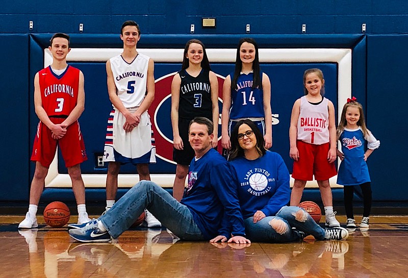 Photo courtesy of Melanie Porter

Melanie Porter, her husband, Doug, and their children, from left, Trey, Trevor, Tristan, Trishelle, Treagan and Trynleigh.