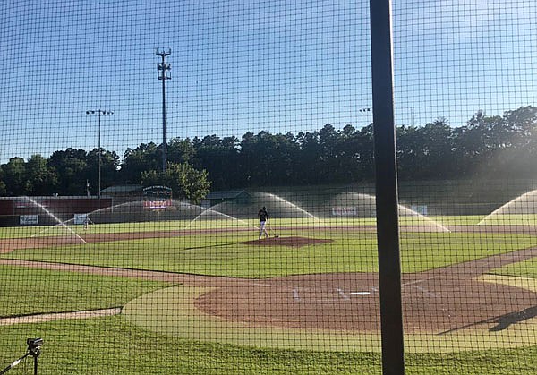 The Jefferson City Renegades snapped a seven-game losing skid Saturday night with a 9-2 win against the Nevada Griffons in MINK League play at Vivion Field.