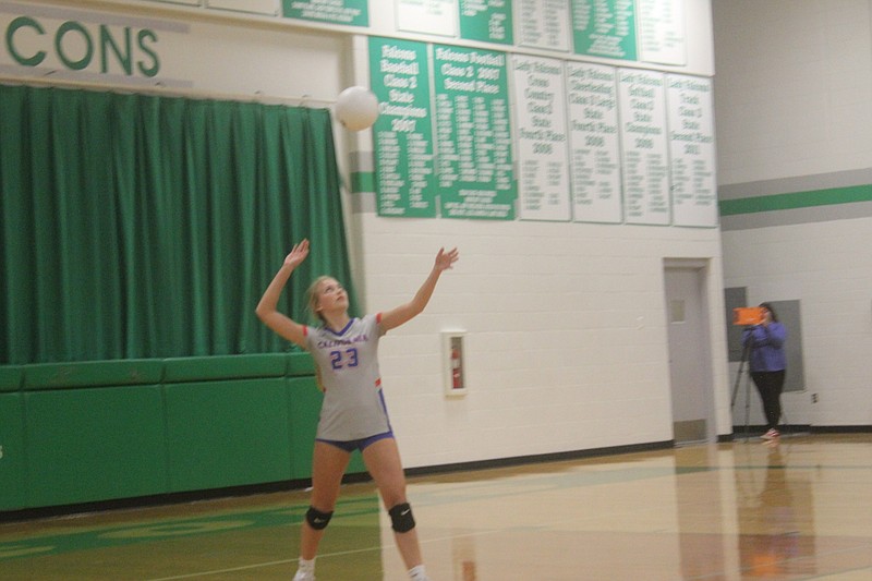 Bailey Lage serves during the California Pintos game vs the Blair Oaks Falcons, Sept. 19, 2019. California lost in two sets 25-23 and 25-20.