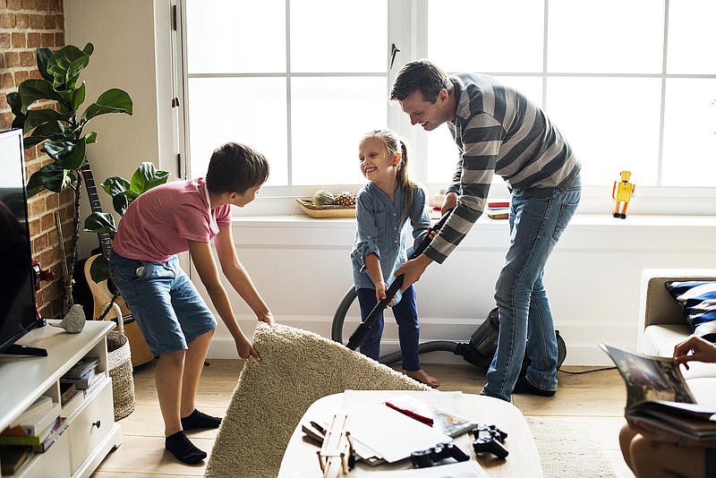 One way to really motivate your children to help with household chores is to give them a financial incentive. (Dreamstime/TNS)