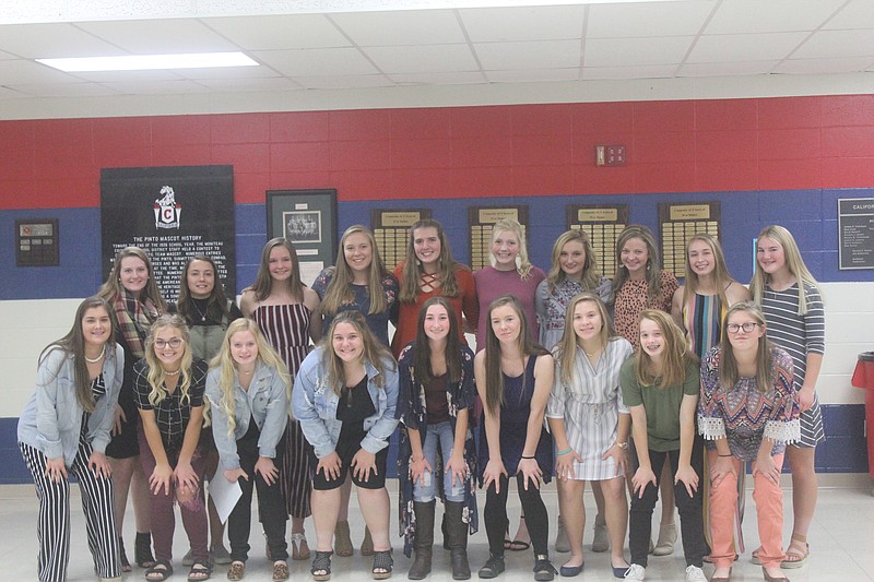 The California Pintos softball team held its post-season banquet Nov. 6, 2019. The team finished its season with a record of 19-5, but ultimately fell in district play in the semifinals against Calvary Lutheran.