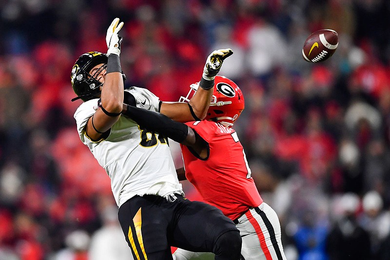 Georgia defensive back Tyrique Stevenson breaks up a pass intended for Missouri tight end Albert Okwuegbunam during last Saturday's game in Athens, Ga.