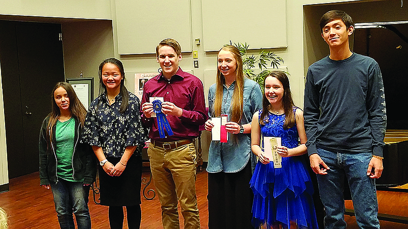 Herrin Piano Festival Winners
On Saturday, Nov. 16, the James Herrin Piano Festival High School Competition was held at Texarkana College. The festival is an annual event put on by the Allegro Club and sponsored by Judy Morgan. Students compete for cash prizes. Pictured above are: Alexis Oaks, Clare Wong, Daniel Bennett (1st place, student of Mary Scott Goode), Carley Klitz (2nd place, student of Leisa Arnett), Natalie Robertson (3rd place, student of Leisa Arnett), and Nick Pappas.