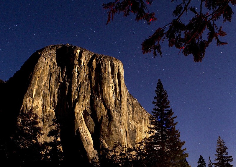 El Capitan strikes a majestic pose while bathed in moonlight. (Mark Boster/Los Angeles Times/TNS)