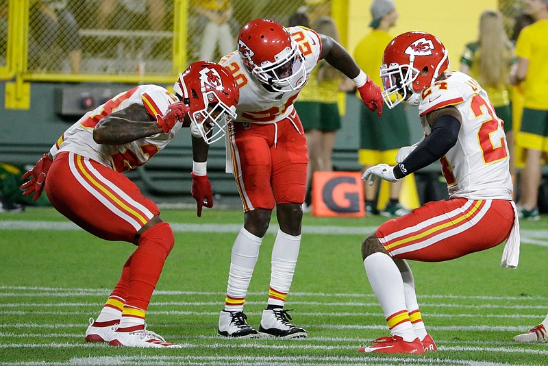 Three former Dolphins provide Super Bowl boost to Chiefs