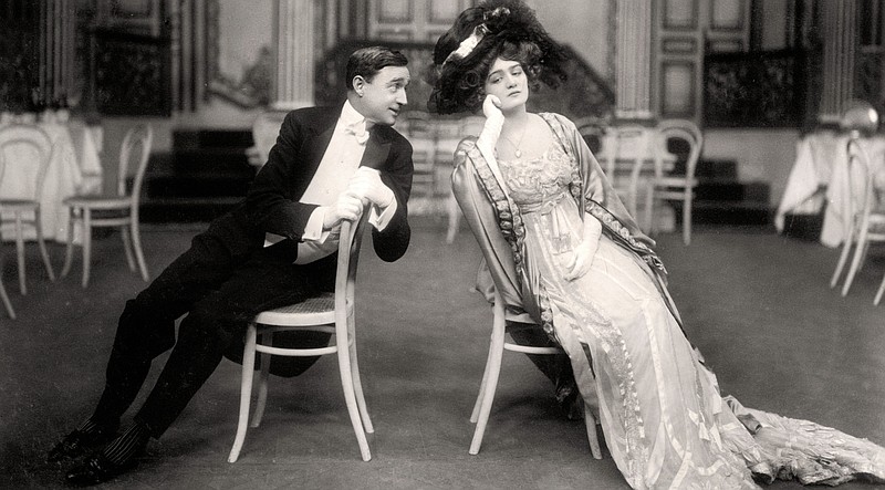 Lily Elsie and Joseph Coyne in "The Merry Widow," 1907. (The Print Collector / HIP /TopFoto)
