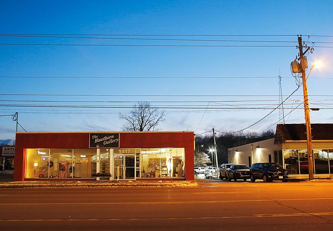 Two sites in the 1400 block of Missouri Boulevard will house Cole County's only medical marijuana dispensaries. One is in Jefferson Plaza, 1406 Missouri Blvd., and the other, seen here, is at 1417 Missouri Blvd., the former Hawthorn Gallery building.