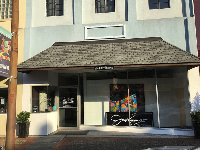 Joseph Raymond Fine Art Gallery will have a soft opening at its new 214 E. Broad St. location this week.
