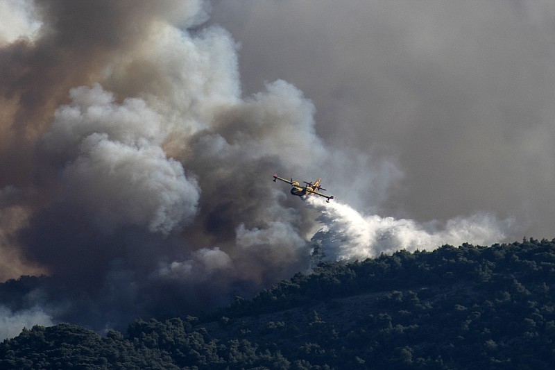 Greece: Homes, camp evacuated due to wildfire near Corinth | Jefferson ...