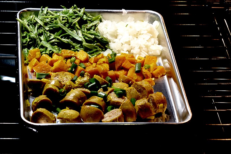 Sausage Sheet Pan Supper. (Linda Gassenheimer/TNS)