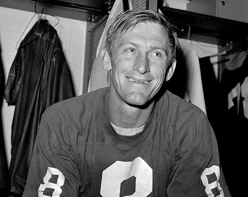 In this Oct. 16, 1966, file photo, Cardinals safety Larry Wilson smiles in St. Louis. Wilson, a former Cardinals safety and member of the Pro Football Hall of Fame, died Thursday, according to the team.