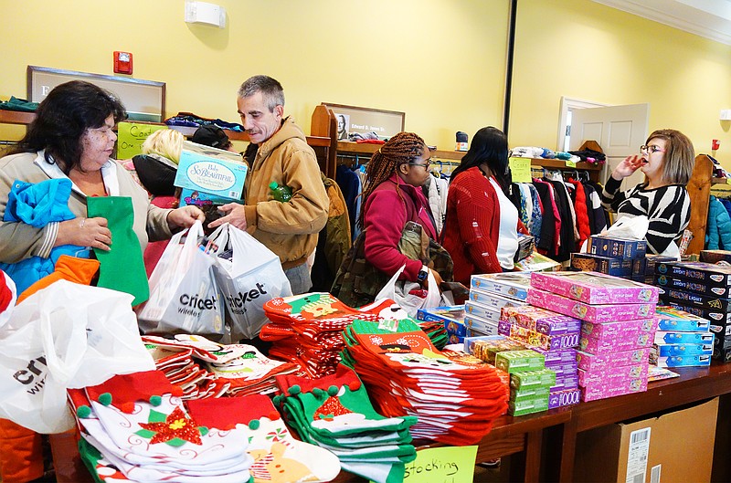 Families encouraged to apply for Christmas assistance Jefferson City