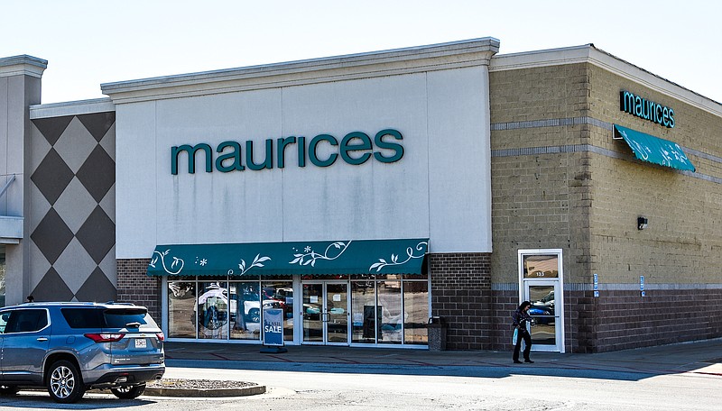 Julie Smith/News TribuneMaurices will soon be relocating into the former location of Pier One Imports on Missouri Boulevard.