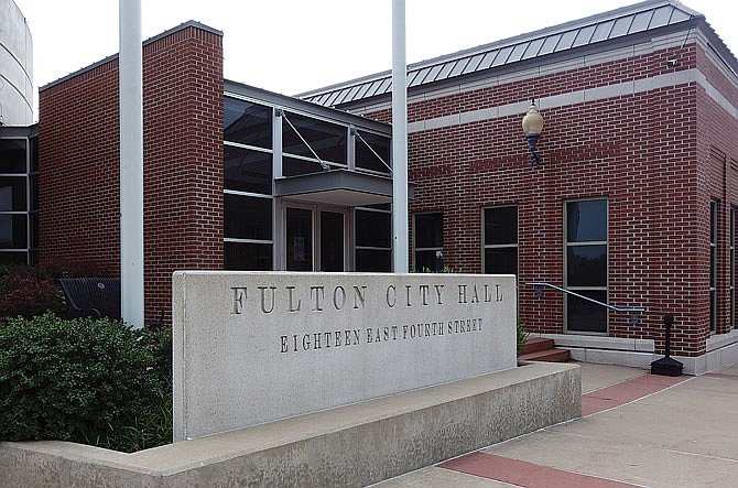 Fulton's city hall could close again if winter brings an increase in cases among municipal employees, Mayor Lowe Cannell said Tuesday.