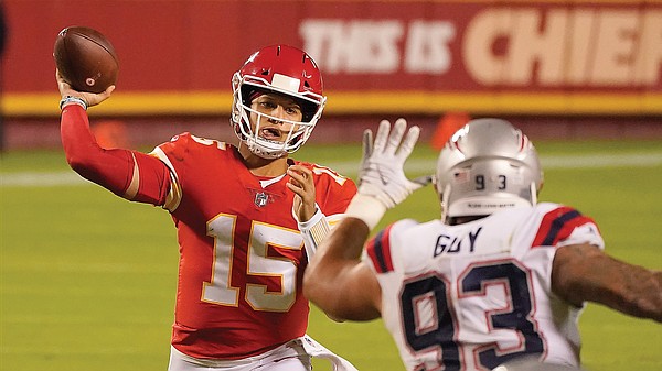 Two high-flying offenses meet as Bills set to host Chiefs