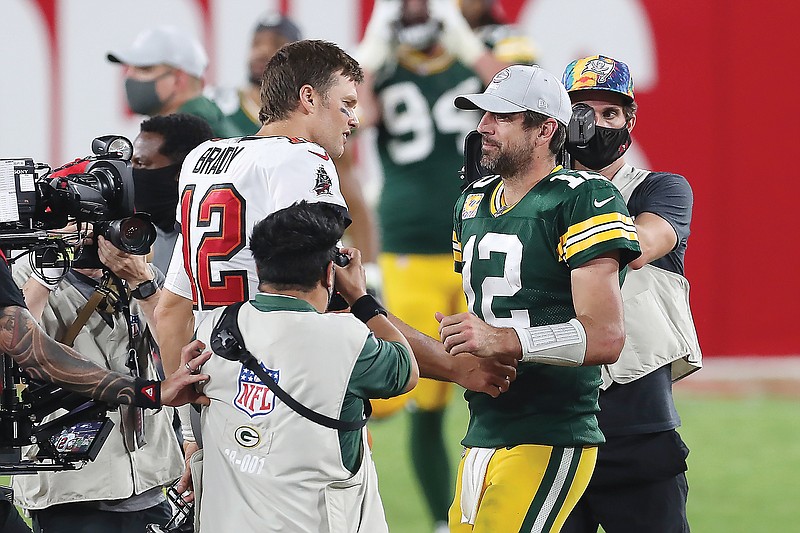 All eyes on the quarterbacks as Packers host Bucs for NFC championship