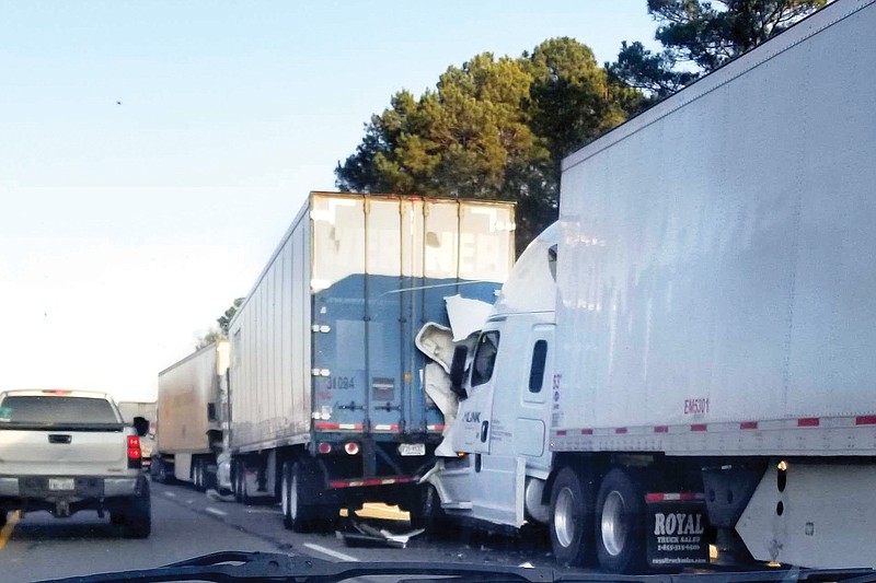 Accident halts traffic on I30 Texarkana Gazette