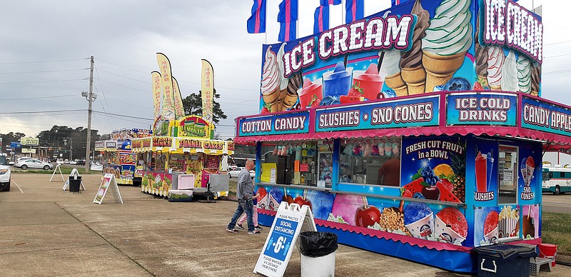 Fans see out fair foods stands | Texarkana Gazette