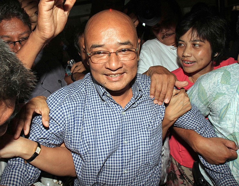 In this Oct. 12, 2011, file photo, Myanmar's comedian and activist Zarganar, who was serving a 35-year sentence in Myitkyina prison in northernmost Kachin State, arrives at Yangon International Airport in Yangon, Myanmar, after he was released early on Wednesday, Oct. 12, 2011. The authorities in Myanmar on Tuesday, April 6, 2021, arrested Zarganar at his home in Yangon as they continue to crackdown on protests against February's military takeover and the people they accuse of inciting them. (AP Photo/Khin Maung Win, File)