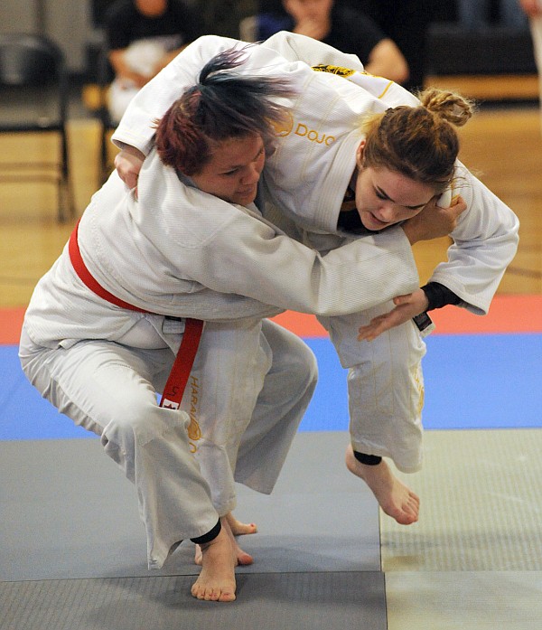 Sabrina Dearmond, left, of Oklahoma, competes in jujitsu against A'myrha Syyan of Waynesville, Mo., at the Mid-States Judo and Jujitsu Competition Saturday, April 10, 2021, at The Linc in Jefferson City.