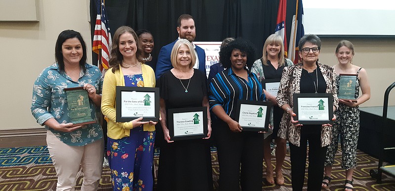 Leadership Texarkana recognizes local leaders | Texarkana Gazette