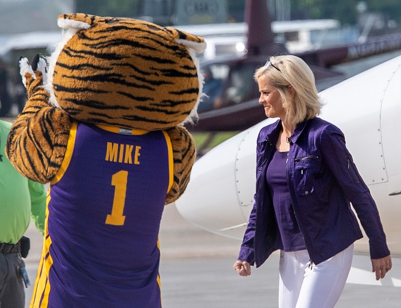 Former Baylor women's basketball coach Kim Mulkey arrives at Metro Airport to become LSU's women's basketball coach Monday, April 26, 2021, in Baton Rouge, La. (Bill Feig/The Advocate via AP)