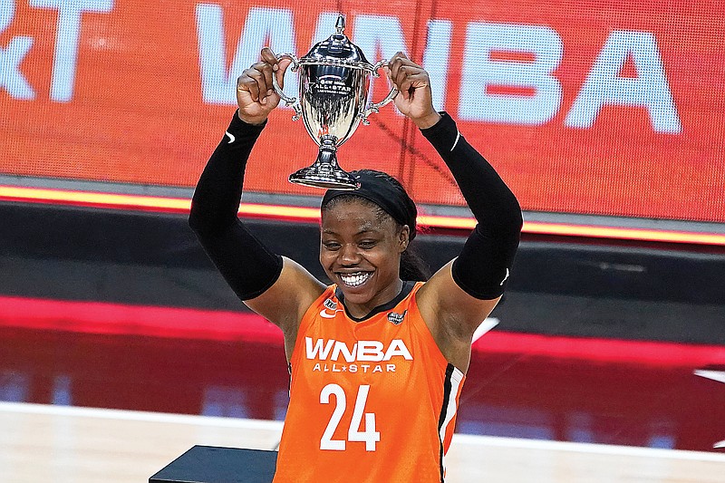 Ogunbowale leads WNBA AllStars past U.S. Olympic team 9385