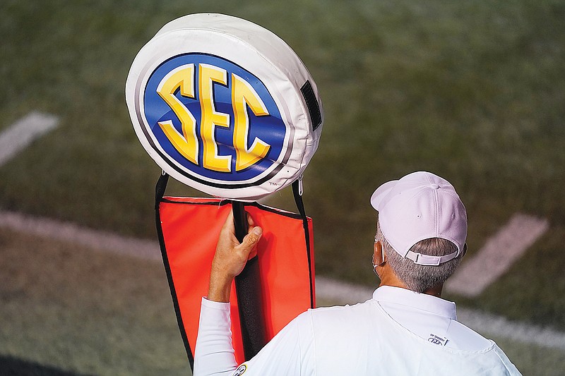 The SEC has invited Texas and Oklahoma to join the conference in 2025.