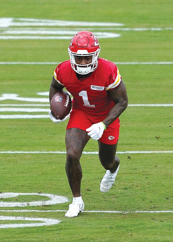 Ex-Georgia Southern quarterback Jerick McKinnon is a playmaker at running  back for Chiefs