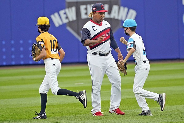 MLB Little League Classic pregame 