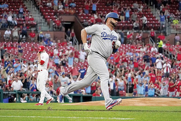 Pujols homers in return to St. Louis as Dodgers down Cards 7-2