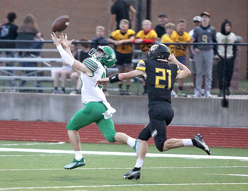 Friday Football Blair Oaks changes some things in win vs. Versailles