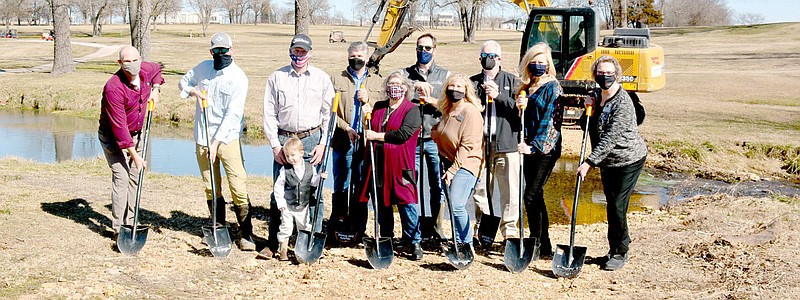 Marc Hayot/Siloam Sunday On Feb. 23, the Illinois River Watershed Partnership (IRWP) held a groundbreaking at The Course at Sager Crossing, located at 801 N. Country Club. IRWP in partnership with the city of Siloam Springs will restore 4,000 linear feet of stream bank at the golf course. Natural State Streams has been chosen to execute the project. Funding for the $2.8 million restoration will come from The Arkansas Department of Natural Resources and the Walton Family Foundation.