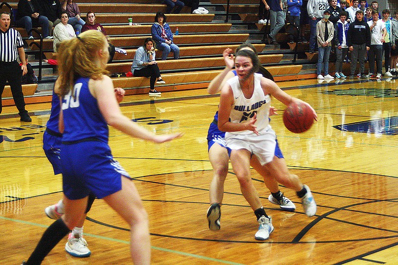 Brown scores 1,000th point in South Callaway’s 5825 win at Wellsville